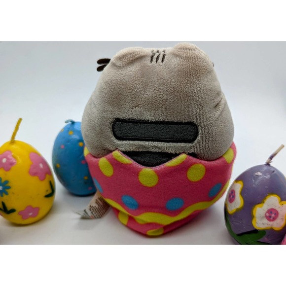 Easter Pusheen 2016 Cat Egg plush 4056994 Grey pink yellow blue bonus Candles - Picture 3 of 6